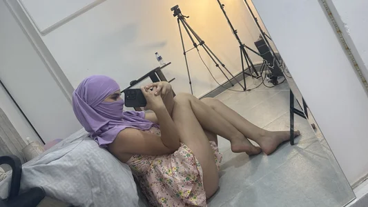 _shaiiraA little skin, a lot of intention图片 2