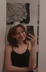 MalloryGray Public Foto 3