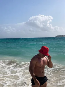 Brad_Summer IN THE PAYA Pic 3