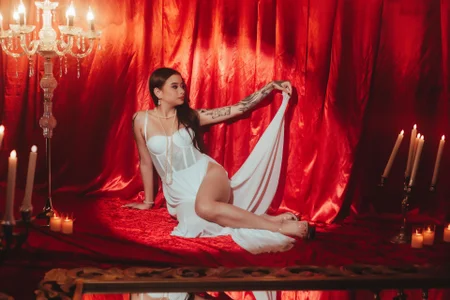 SaskiaGrendel Your Goddess 👠💋 Fotka 4