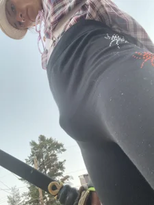 gurlnips Public Εικόνα 6