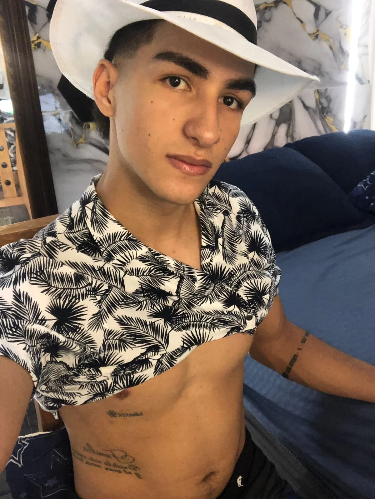 Goldendesirexx Image populaire  7617