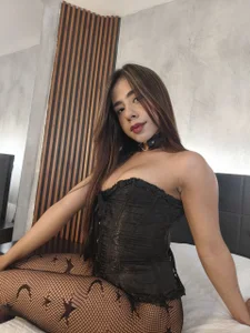 emmi_collinss FEED ♥ Poză 9