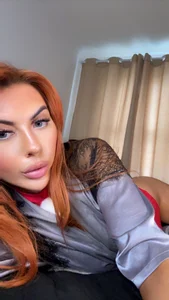 Public de Emberreignedit Foto 4