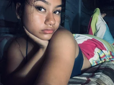 NoiraVale Hello, babe 😘 Ready to have a fun, seductive day together? I’m live from 8:30 a.m. to 3:30 p.m., pl Pic