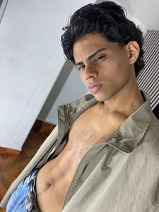 David 🖤 de Enma_And_David  5 Imagens