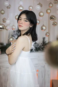 BillieBrownn Christmas 2025 🎄🎁 Immagine  4