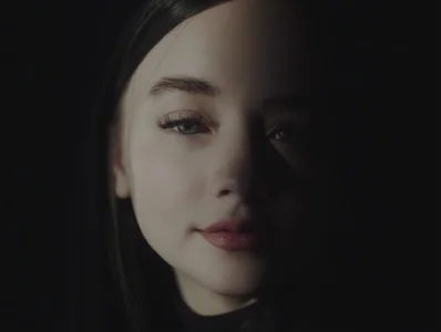 LaraBenson_ My vibe Pic 2