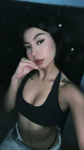 zoeseven7 Public Pic 4