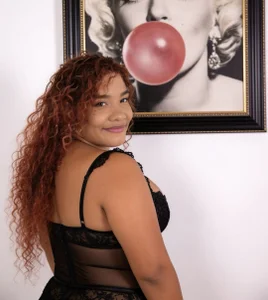 anailynn🇨🇴 There’s something special about black… it highlights my curves and sparks the imagination 🖤🔥图片 2