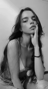 Some in black and white🙈 de AhriSweet_  3 Imagens