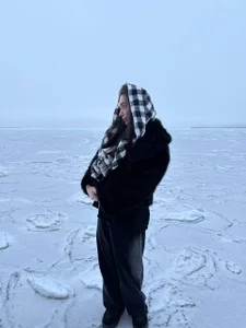 YsabellViveris New Year's  3টি ছবি