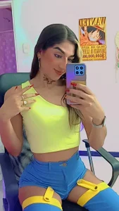 chloe_evanx_ Public Pic 3