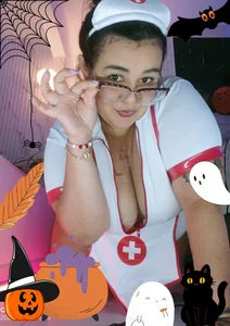 Reginavegaa Halloween 2025 🎃 Pic 5