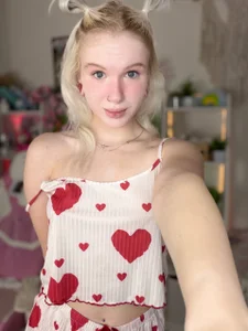 Mia_WaterFall wearing my cute pj set for you :3 Pic 5
