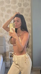 Leena_C Public Poză 6