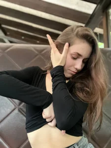 PetraHambelton Espresso tease ☕ Pic 2