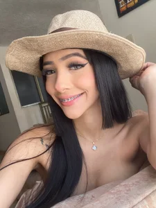 liccy_hall Where you invited me to ride 🤠 Pic 9