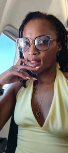 Just a Lil toy de FreakySag_8888  5 Imagens