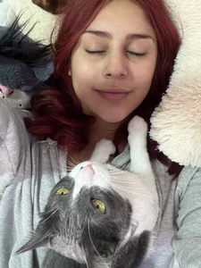 HazzelGray My roomies 🥰 Pic 2