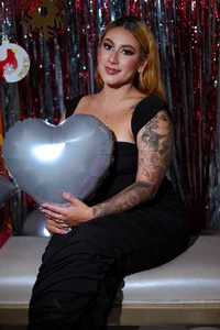 Emily_robertss 🎄🥂 Happy Holidays! 🎄🥂 Bilde