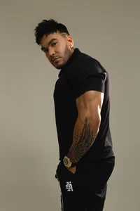 zac_levis_ Elegance also flirts. 🔥🥵  2টি ছবি