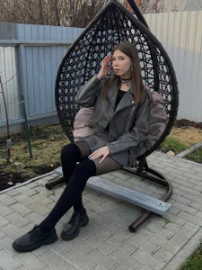 AnnisEasterling Public Pic 5