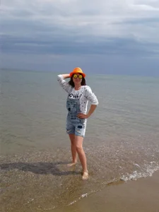 Littlesubgirl_ Public  4 снимка