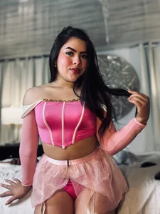 Isabella_Rios_ your sleeping princess 💋🌷 Pic