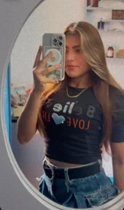 Public de Mystique_Rose_  2 Imagens