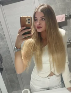 Uni-BabePublic照片 4