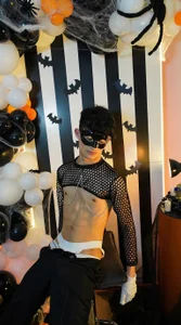 Patrick_Howland_ Halloween Photos 🎃 Pic 5