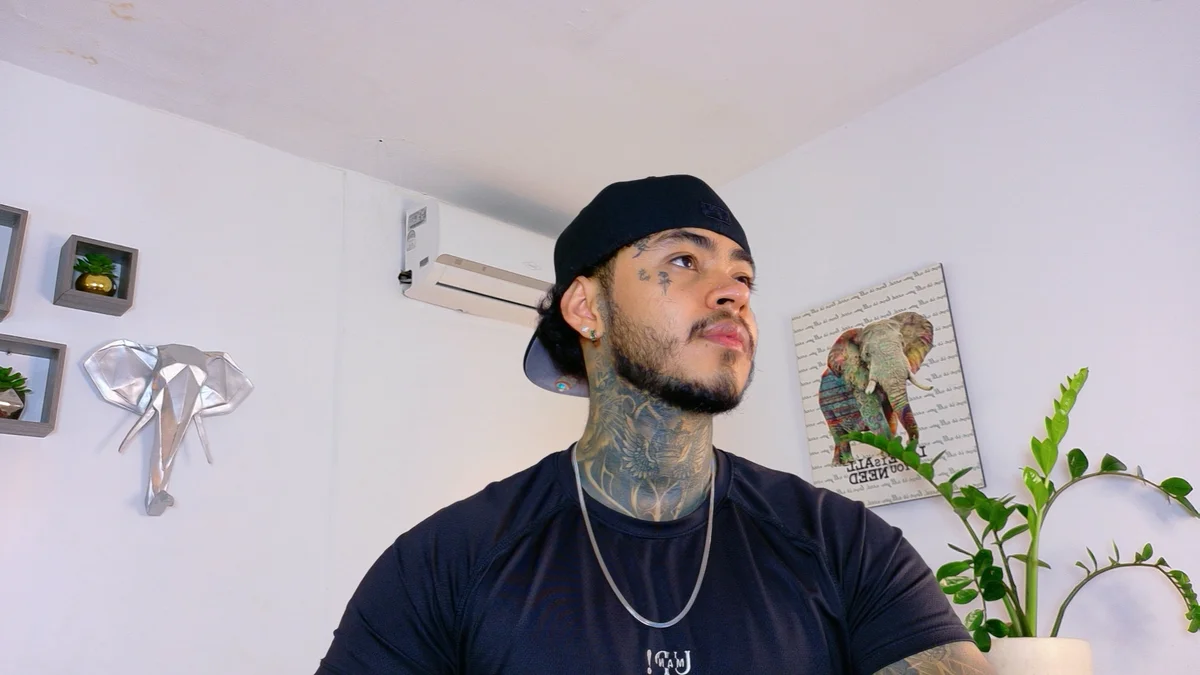 JordanSmiith_ Aktuellstes Foto 2002