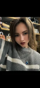 BerniceDevriesPublic图片 5