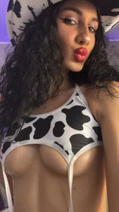 AlessiaDebbie Public Pic 3