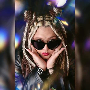 BonnieStardust kullanıcısının Bonnie braids 🖤 albümü -  fotoğraf