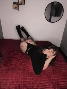 sara_cuteeyes Public Pic 3