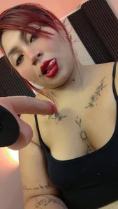 Halleyrosse “Lips, Skin and Sin” Bilde 7