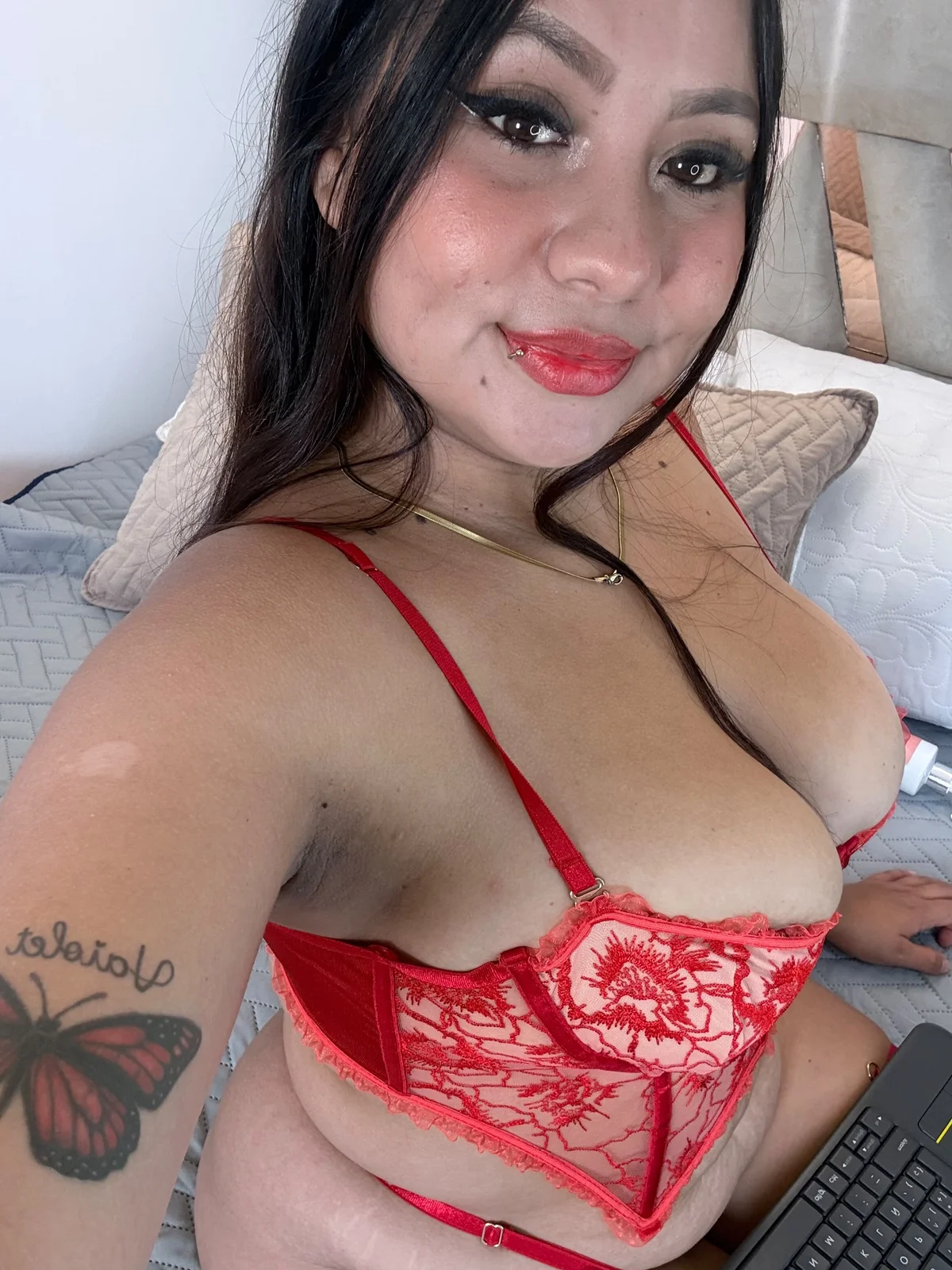 Трендове зображення  6051 Samanta_Flores_