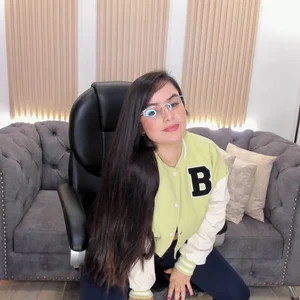Cassie_BlakePublic Bild