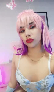 PrettyKittyAGT Public Pic 4
