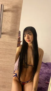 JeyLuxx Hello👅 Immagine  4