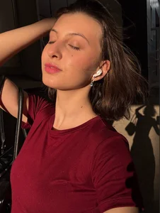 LouiseChavez: unbelievably ( 3 фото)