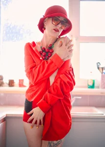 Verity_Vix Sample boxers, blue wig, bath time and others Bilde 5