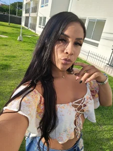 MarianaaSantos: sunny day ( 3 фото)