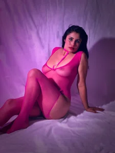 Dana_Jeins SEXY PINK 💗 Pic 2