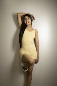 MelanyWayne_ Golden Morena 🌟 Pic 4