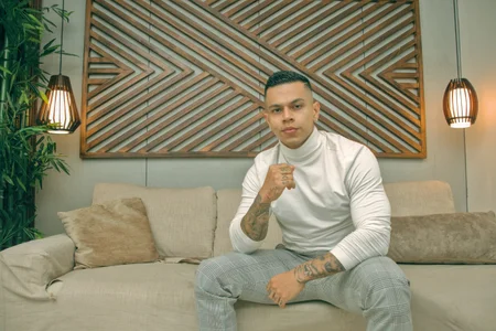 Aron_DarkNot so Dark图片 5