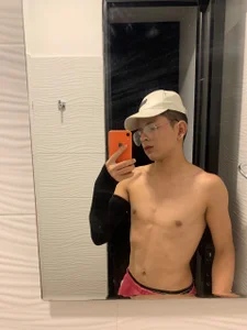 Public de LITTLE_BABY2026  2 Imagens