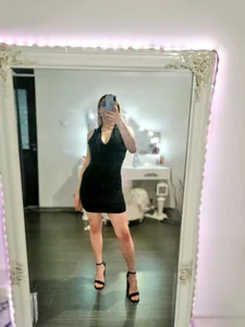 Catlady333 Baby, I got more under my dress ^^ Pic 3